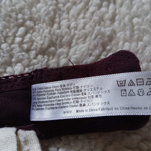 Urban Outfitters Lace Halter Bra NWOT - M - Picture 8 of 9